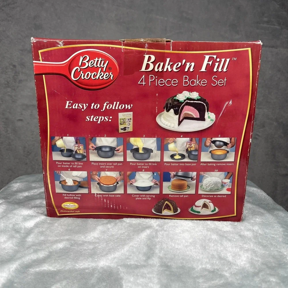 Betty Crocker Bake'n Fill 4 Piece Bake Set Unisex OS Black Dome Pan Included
